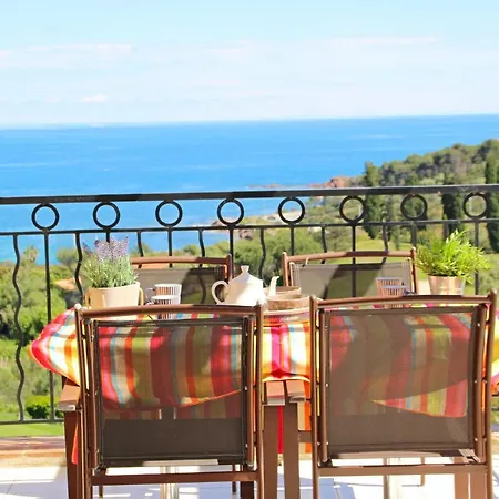 Apartment Deux Pieces Vue Mer Cap Esterel Esterelvacances Saint-Raphael (Var)
