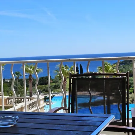 Apartment Deux Pieces Vue Mer Cap Esterel Esterelvacances *
