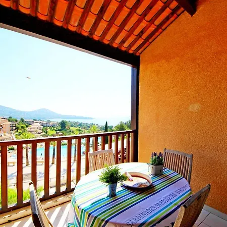 Deux Pieces Vue Mer Cap Esterel Esterelvacances 公寓
